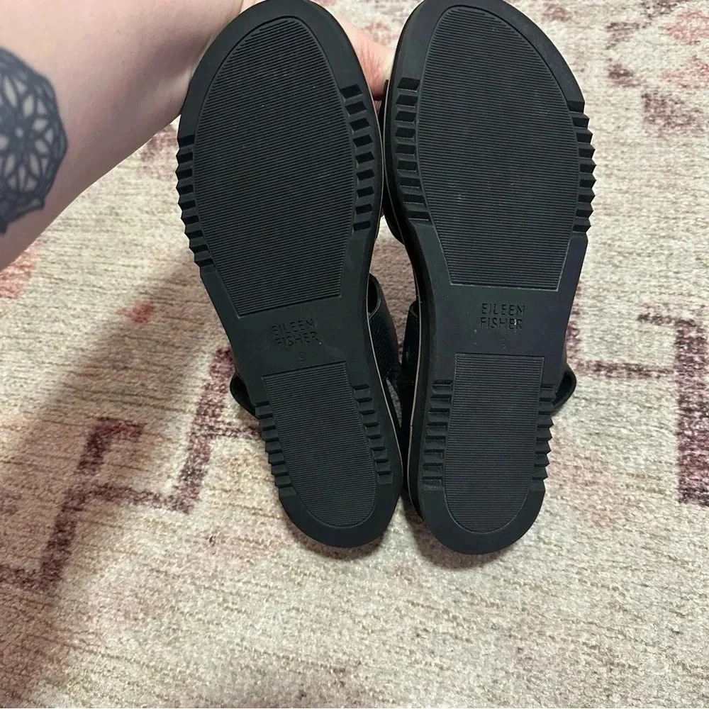 NWOT Eileen Fisher• Black Velcro Strap Sandals Size 9 - Picture 5 of 13